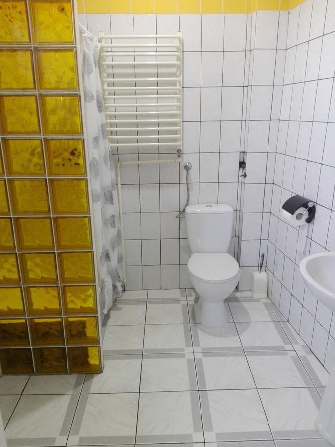 Bristol Economy Bed & Breakfast Битом Екстериор снимка